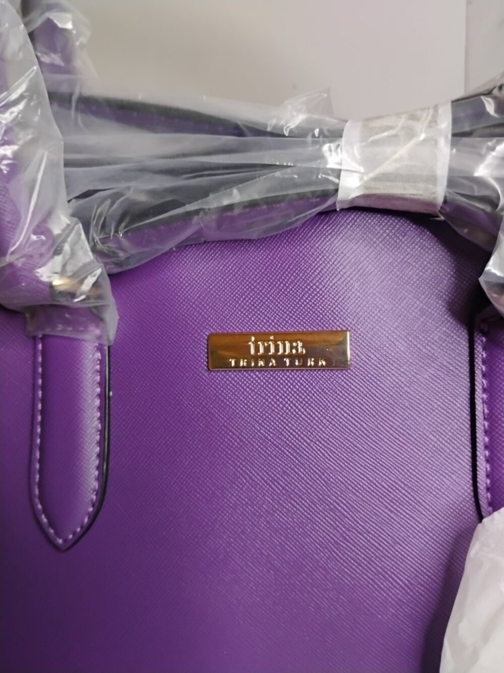 Trina Turk Purple bag - Picture 4 of 7